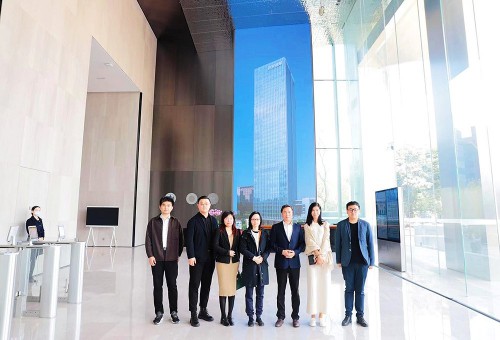 神經科學和商務實驗室師生參觀深圳達實智能股份有限公司
