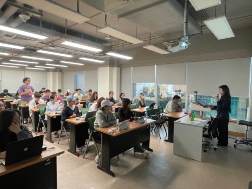 FOB Hosts Special Lecture on “Global Carbon Markets and an Introduction to MEX”