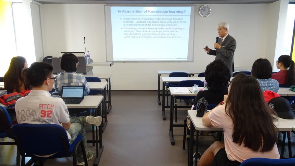 Mr. Horace Ho delivering a lecture