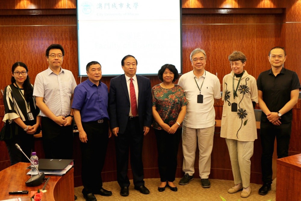 Prof. Wang Zhongming of Zhejiang University Visits City University of Macau