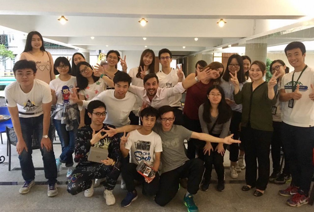 Group photos with English Club teachers and the winning team