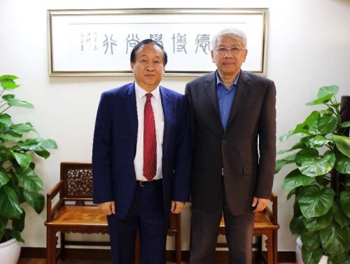 Prof. Wang Zhongming of Zhejiang University Visits FOB of City University of Macau