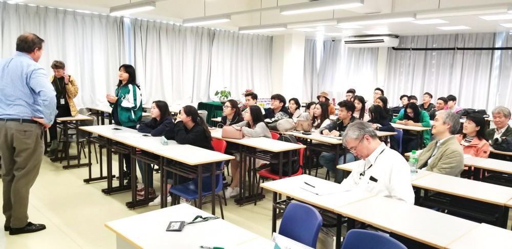 Students take initiative in raising up questions