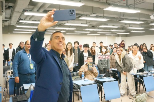 From Classroom to Startup: FOB Lecture Explores Entrepreneurship as a Viable Career