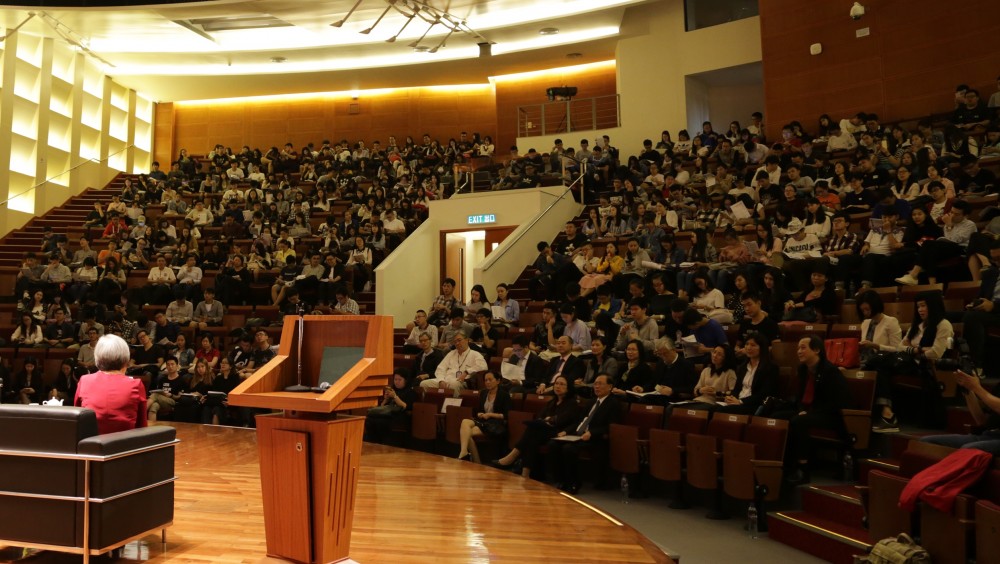 Approximately one thousand and two hundred participants attended the Forum