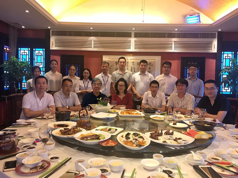 After FOB representatives visited the four Experiential and Entrepreneurial Practice-based, they had further discussions with company representatives and students over dinner.