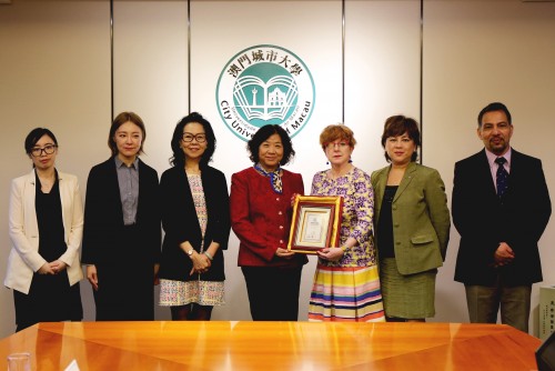 Professor Katy Campbell leads a University of Alberta Delegation on a Visit to City University of Ma...