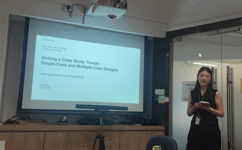 Faculty of Business Hosts Brown Bag Seminar on Case Study Thesis Writing